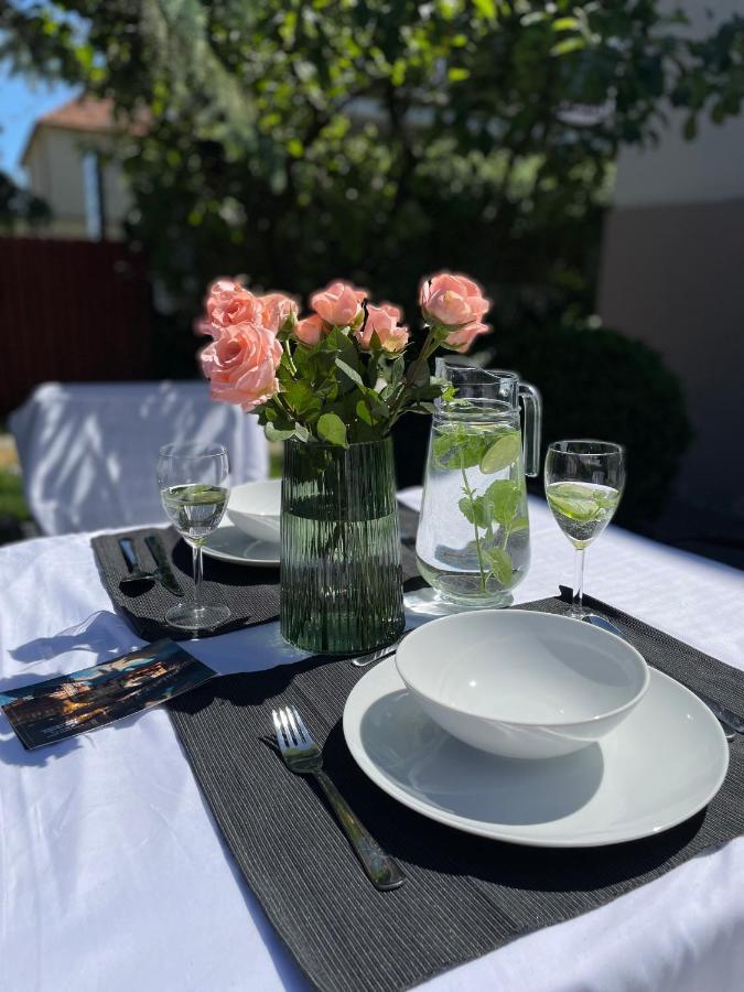 Apartament1 Tri-City Oliwa Ogrod, Prywatne Wejscie Γκντανσκ Εξωτερικό φωτογραφία